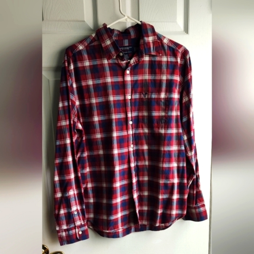 American Eagle Mens Red and Blue Plaid Button Down Shirt Size Medium